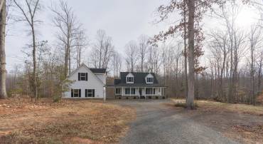 116 WAYPOINTE CT, FREDERICKSBURG, Virginia 22406, 4 Bedrooms Bedrooms, ,3 BathroomsBathrooms,Residential,For sale,116 WAYPOINTE CT,VAST2045152 MLS # VAST2045152