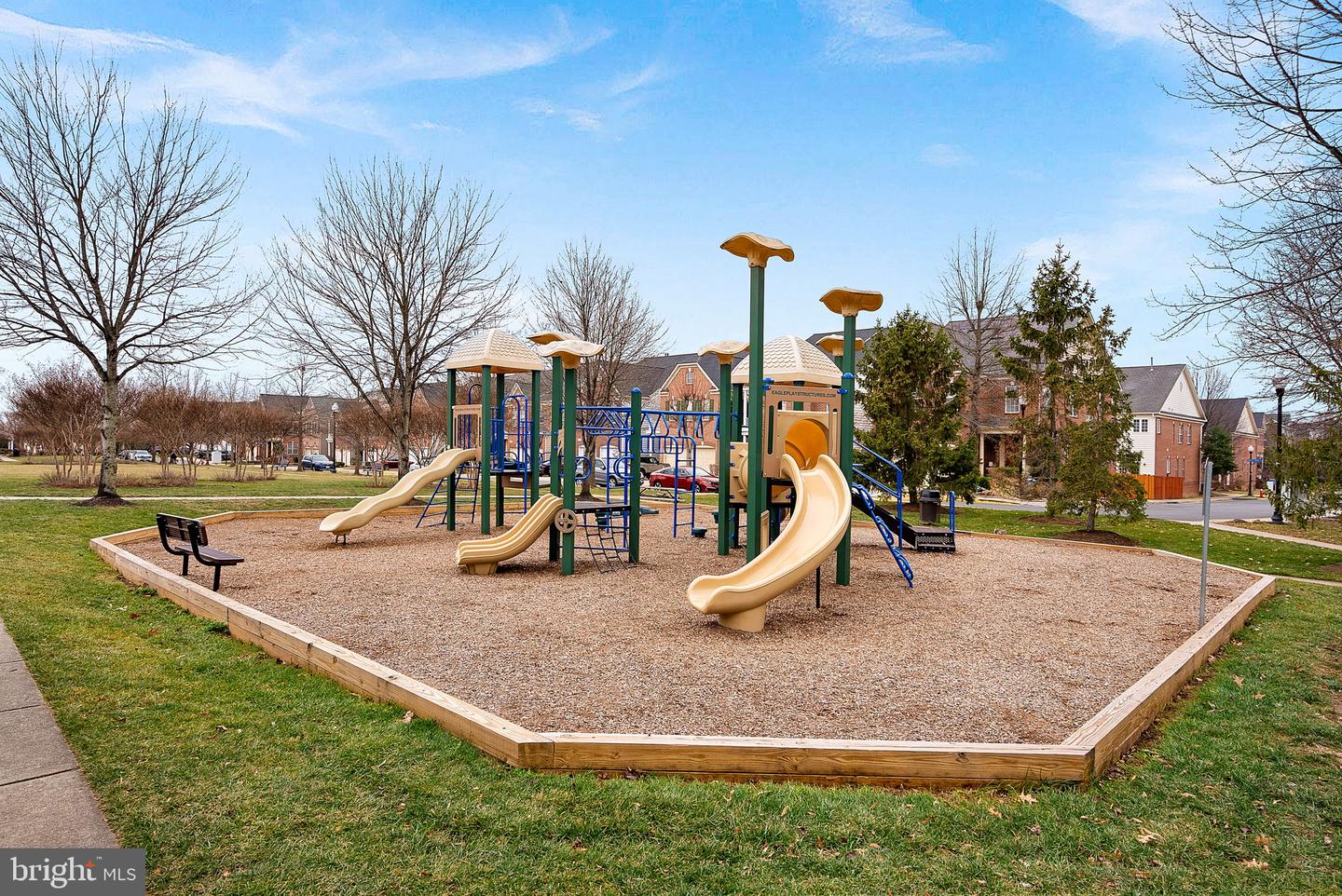 2467 CYPRESS GREEN LN, HERNDON, Virginia 20171, 4 Bedrooms Bedrooms, ,4 BathroomsBathrooms,Residential,For sale,2467 CYPRESS GREEN LN,VAFX2285200 MLS # VAFX2285200