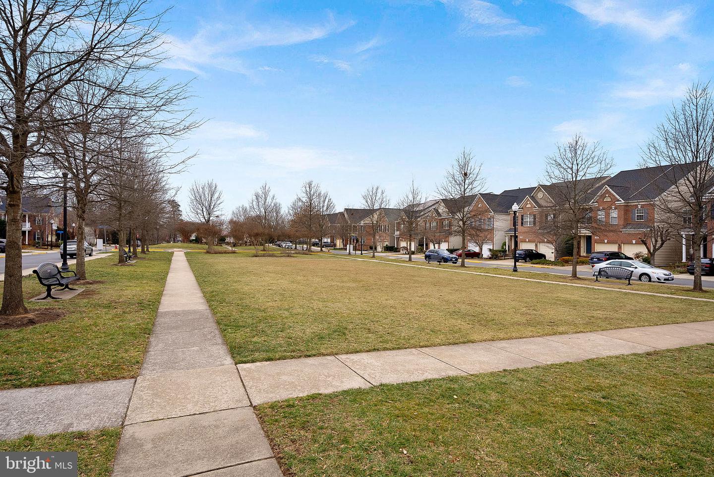 2467 CYPRESS GREEN LN, HERNDON, Virginia 20171, 4 Bedrooms Bedrooms, ,4 BathroomsBathrooms,Residential,For sale,2467 CYPRESS GREEN LN,VAFX2285200 MLS # VAFX2285200