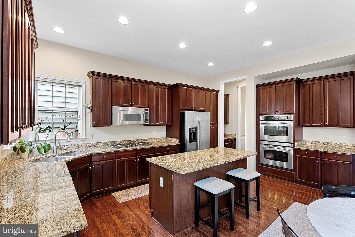 2467 CYPRESS GREEN LN, HERNDON, Virginia 20171, 4 Bedrooms Bedrooms, ,4 BathroomsBathrooms,Residential,For sale,2467 CYPRESS GREEN LN,VAFX2285200 MLS # VAFX2285200