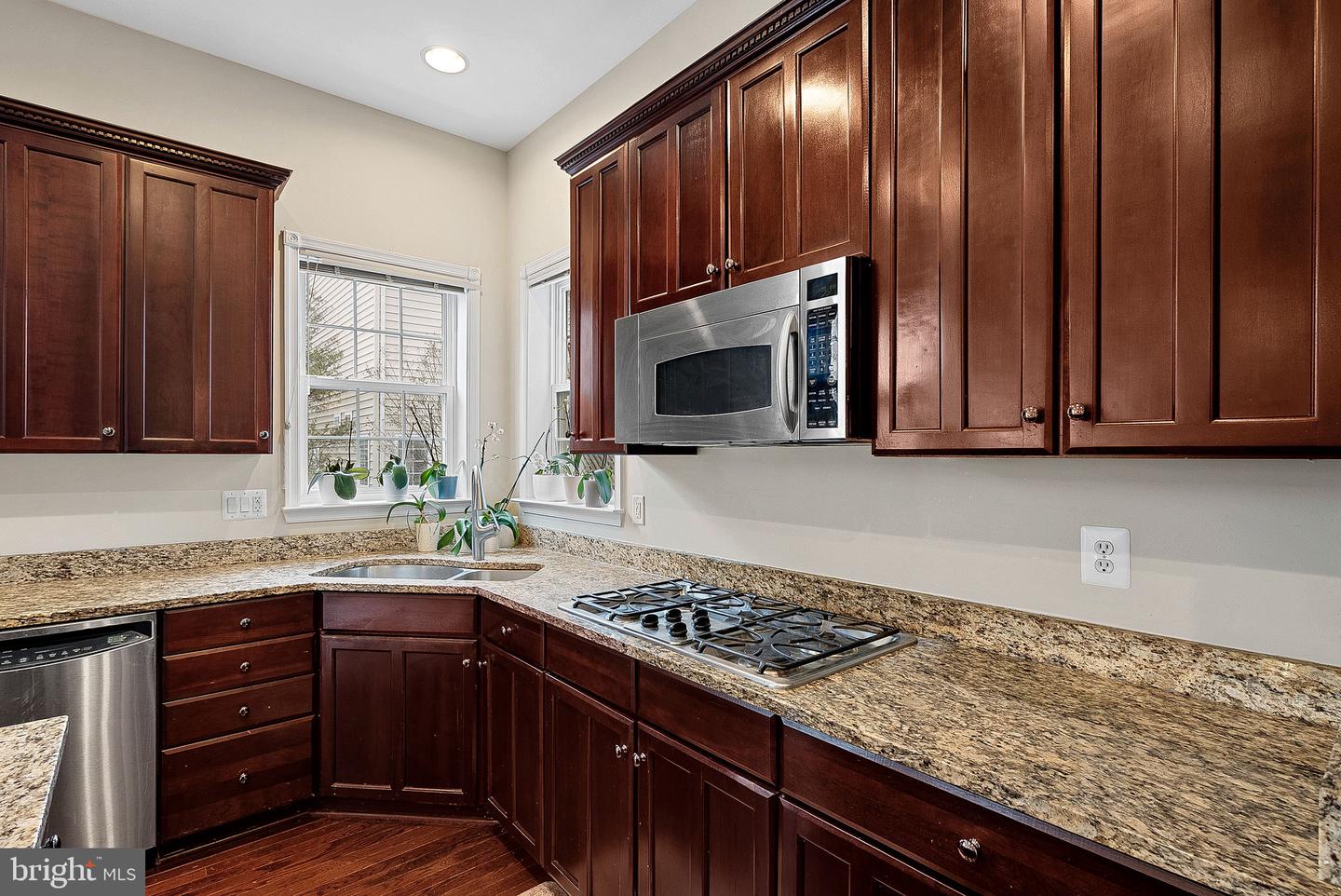 2467 CYPRESS GREEN LN, HERNDON, Virginia 20171, 4 Bedrooms Bedrooms, ,4 BathroomsBathrooms,Residential,For sale,2467 CYPRESS GREEN LN,VAFX2285200 MLS # VAFX2285200