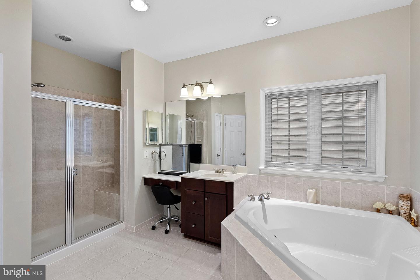 2467 CYPRESS GREEN LN, HERNDON, Virginia 20171, 4 Bedrooms Bedrooms, ,4 BathroomsBathrooms,Residential,For sale,2467 CYPRESS GREEN LN,VAFX2285200 MLS # VAFX2285200