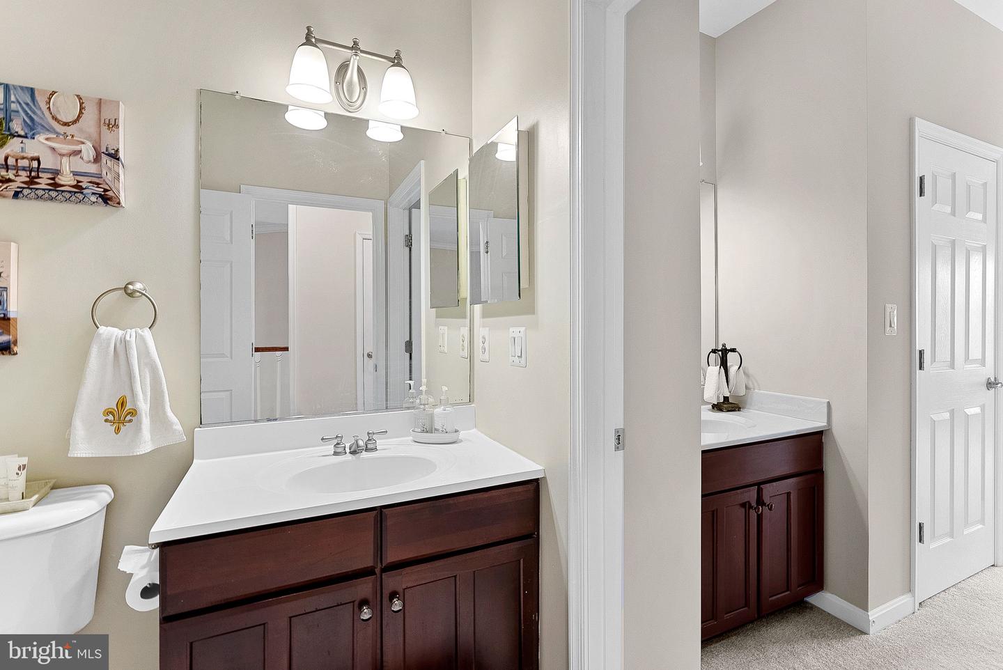 2467 CYPRESS GREEN LN, HERNDON, Virginia 20171, 4 Bedrooms Bedrooms, ,4 BathroomsBathrooms,Residential,For sale,2467 CYPRESS GREEN LN,VAFX2285200 MLS # VAFX2285200