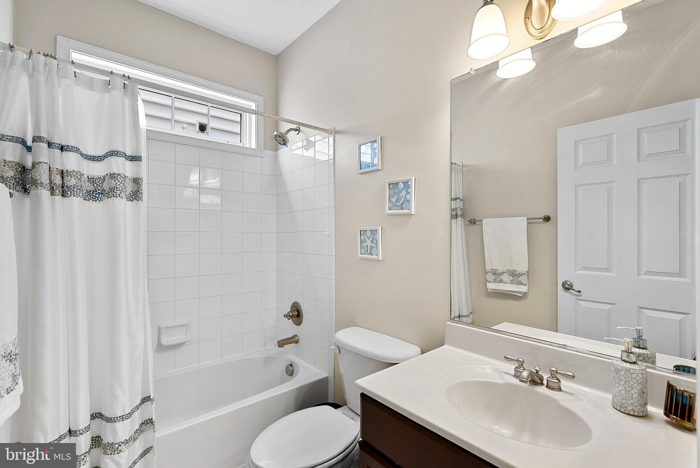 2467 CYPRESS GREEN LN, HERNDON, Virginia 20171, 4 Bedrooms Bedrooms, ,4 BathroomsBathrooms,Residential,For sale,2467 CYPRESS GREEN LN,VAFX2285200 MLS # VAFX2285200