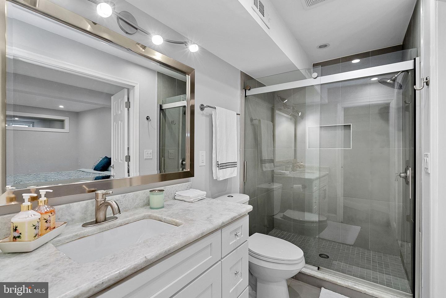 2467 CYPRESS GREEN LN, HERNDON, Virginia 20171, 4 Bedrooms Bedrooms, ,4 BathroomsBathrooms,Residential,For sale,2467 CYPRESS GREEN LN,VAFX2285200 MLS # VAFX2285200