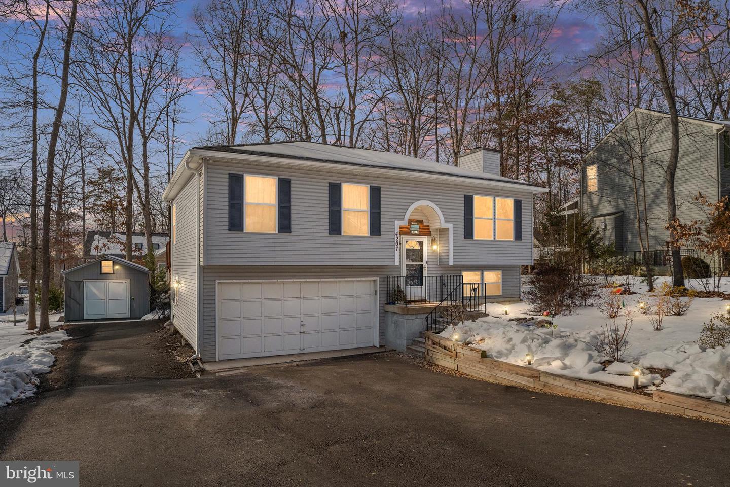 4207 LAKEVIEW PKWY, LOCUST GROVE, Virginia 22508, 3 Bedrooms Bedrooms, ,2 BathroomsBathrooms,Residential,For sale,4207 LAKEVIEW PKWY,VAOR2013104 MLS # VAOR2013104