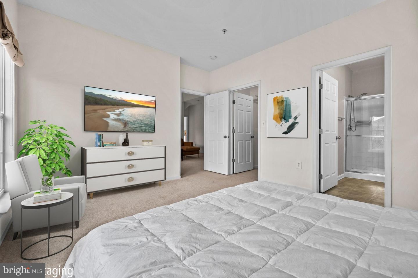 11338 WESTBROOK MILL LN #303, FAIRFAX, Virginia 22030, 3 Bedrooms Bedrooms, ,2 BathroomsBathrooms,Residential,For sale,11338 WESTBROOK MILL LN #303,VAFX2285908 MLS # VAFX2285908