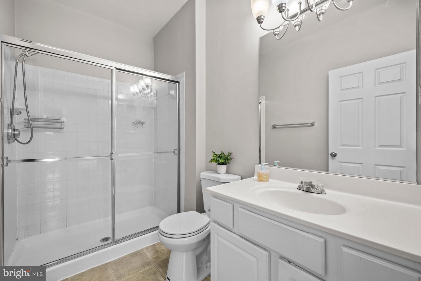 11338 WESTBROOK MILL LN #303, FAIRFAX, Virginia 22030, 3 Bedrooms Bedrooms, ,2 BathroomsBathrooms,Residential,For sale,11338 WESTBROOK MILL LN #303,VAFX2285908 MLS # VAFX2285908