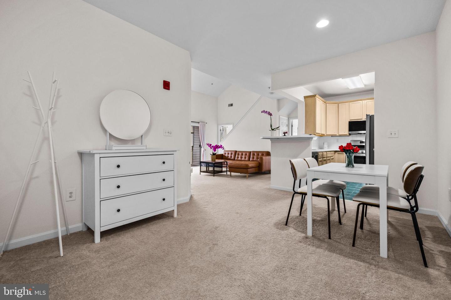 11338 WESTBROOK MILL LN #303, FAIRFAX, Virginia 22030, 3 Bedrooms Bedrooms, ,2 BathroomsBathrooms,Residential,For sale,11338 WESTBROOK MILL LN #303,VAFX2285908 MLS # VAFX2285908