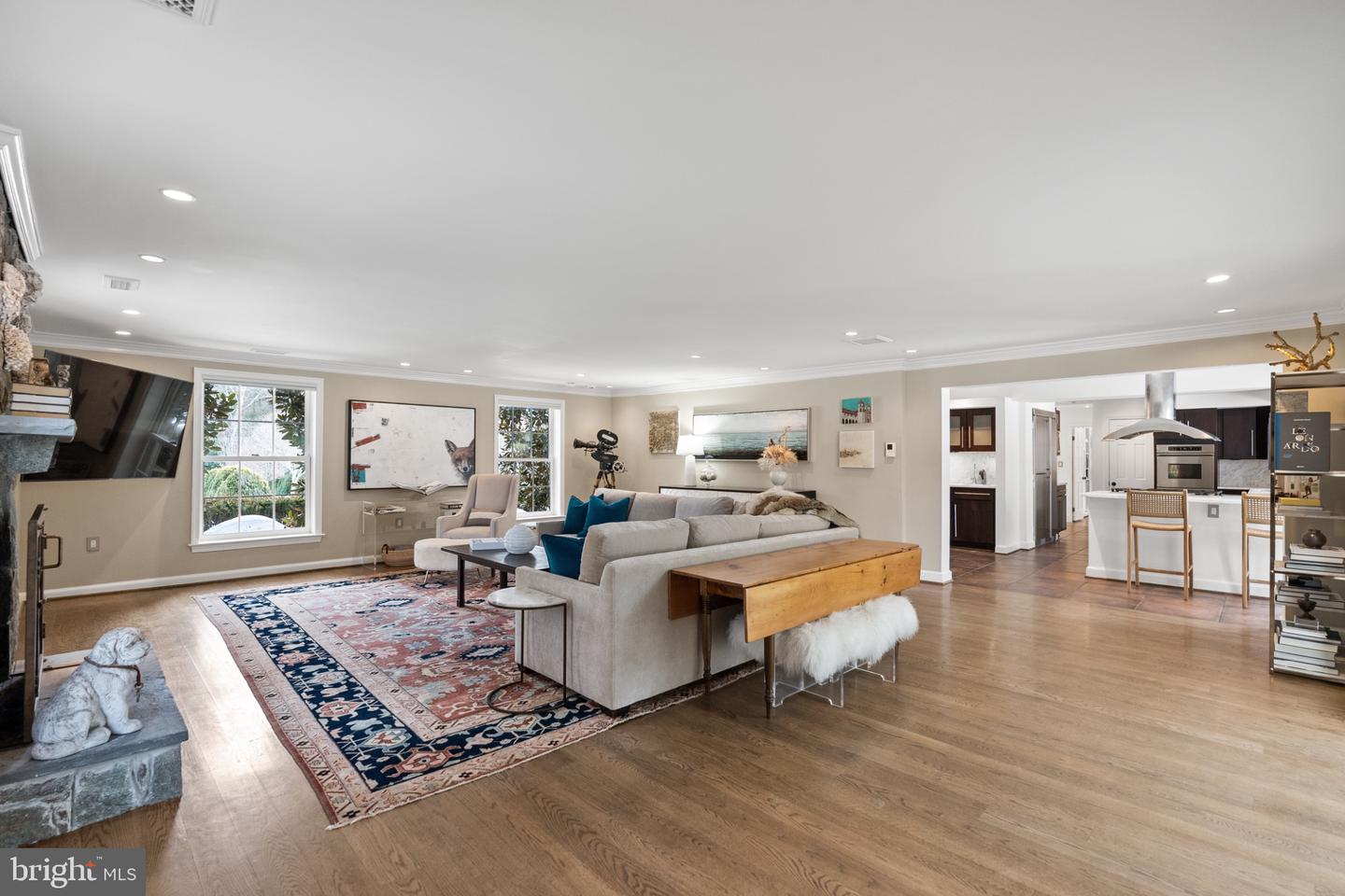 3022 FOX MILL RD, OAKTON, Virginia 22124, 4 Bedrooms Bedrooms, 10 Rooms Rooms,4 BathroomsBathrooms,Residential,For sale,3022 FOX MILL RD,VAFX2286094 MLS # VAFX2286094