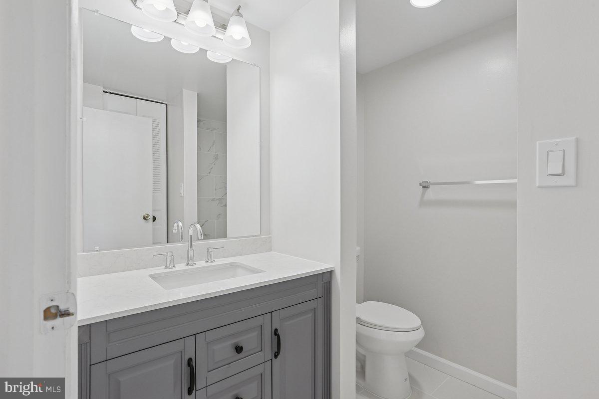 2903 MONTAUK CT, FALLS CHURCH, Virginia 22042, 3 Bedrooms Bedrooms, ,3 BathroomsBathrooms,Residential,For sale,2903 MONTAUK CT,VAFX2286952 MLS # VAFX2286952