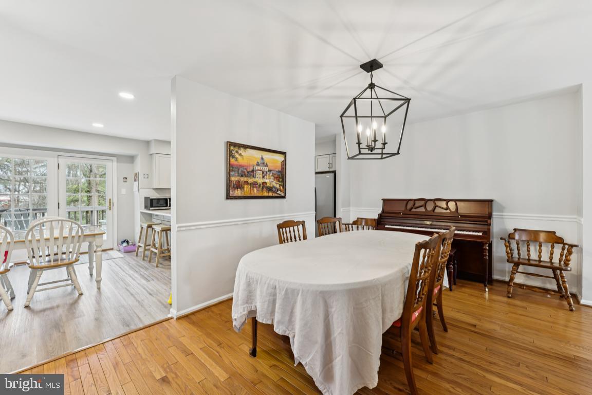 4026 NICHOLAS CT, FAIRFAX, Virginia 22033, 3 Bedrooms Bedrooms, ,3 BathroomsBathrooms,Residential,For sale,4026 NICHOLAS CT,VAFX2286996 MLS # VAFX2286996