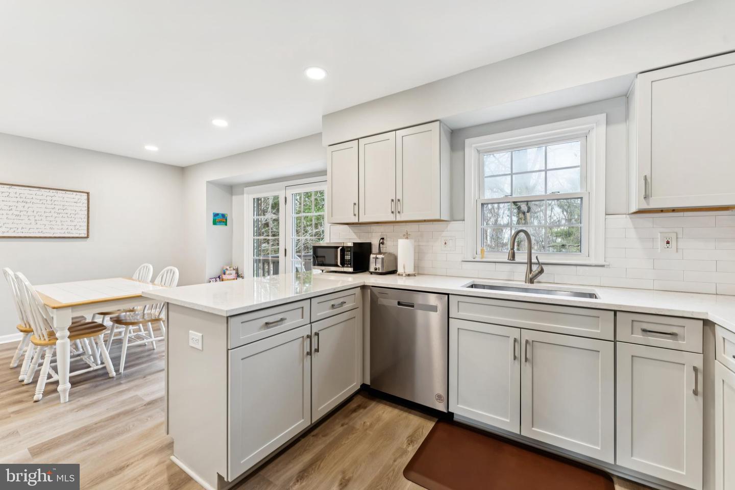 4026 NICHOLAS CT, FAIRFAX, Virginia 22033, 3 Bedrooms Bedrooms, ,3 BathroomsBathrooms,Residential,For sale,4026 NICHOLAS CT,VAFX2286996 MLS # VAFX2286996