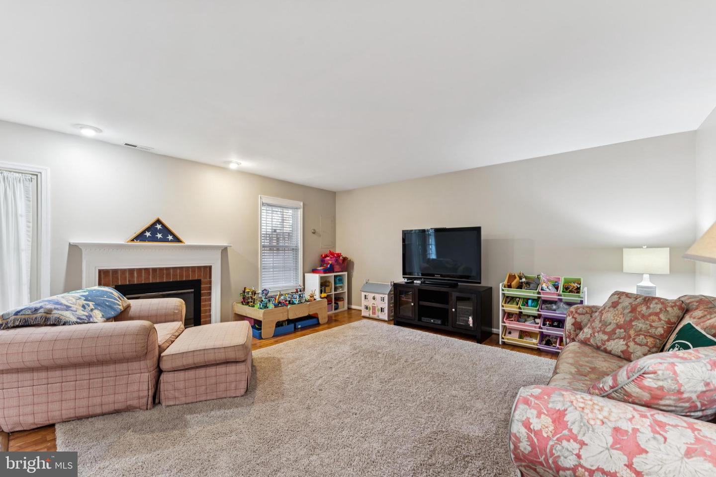 4026 NICHOLAS CT, FAIRFAX, Virginia 22033, 3 Bedrooms Bedrooms, ,3 BathroomsBathrooms,Residential,For sale,4026 NICHOLAS CT,VAFX2286996 MLS # VAFX2286996