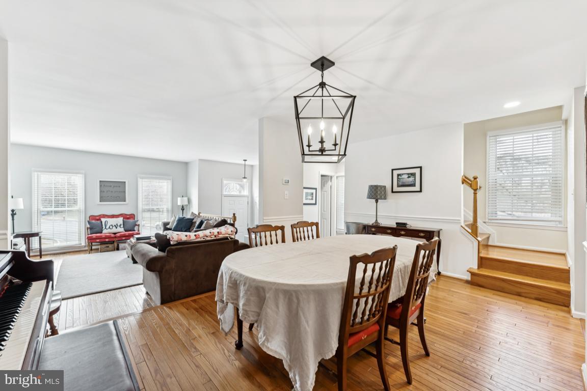 4026 NICHOLAS CT, FAIRFAX, Virginia 22033, 3 Bedrooms Bedrooms, ,3 BathroomsBathrooms,Residential,For sale,4026 NICHOLAS CT,VAFX2286996 MLS # VAFX2286996