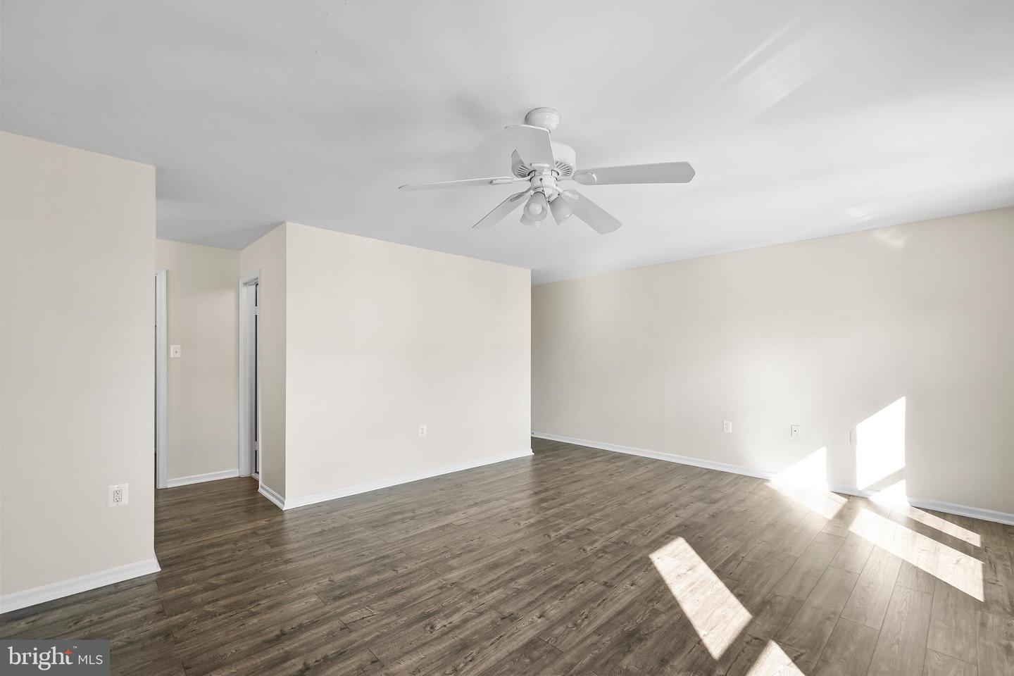 7614 JORDON HOLLOW CT, MANASSAS, Virginia 20109, 3 Bedrooms Bedrooms, 4 Rooms Rooms,2 BathroomsBathrooms,Residential,For sale,7614 JORDON HOLLOW CT,VAPW2111154 MLS # VAPW2111154