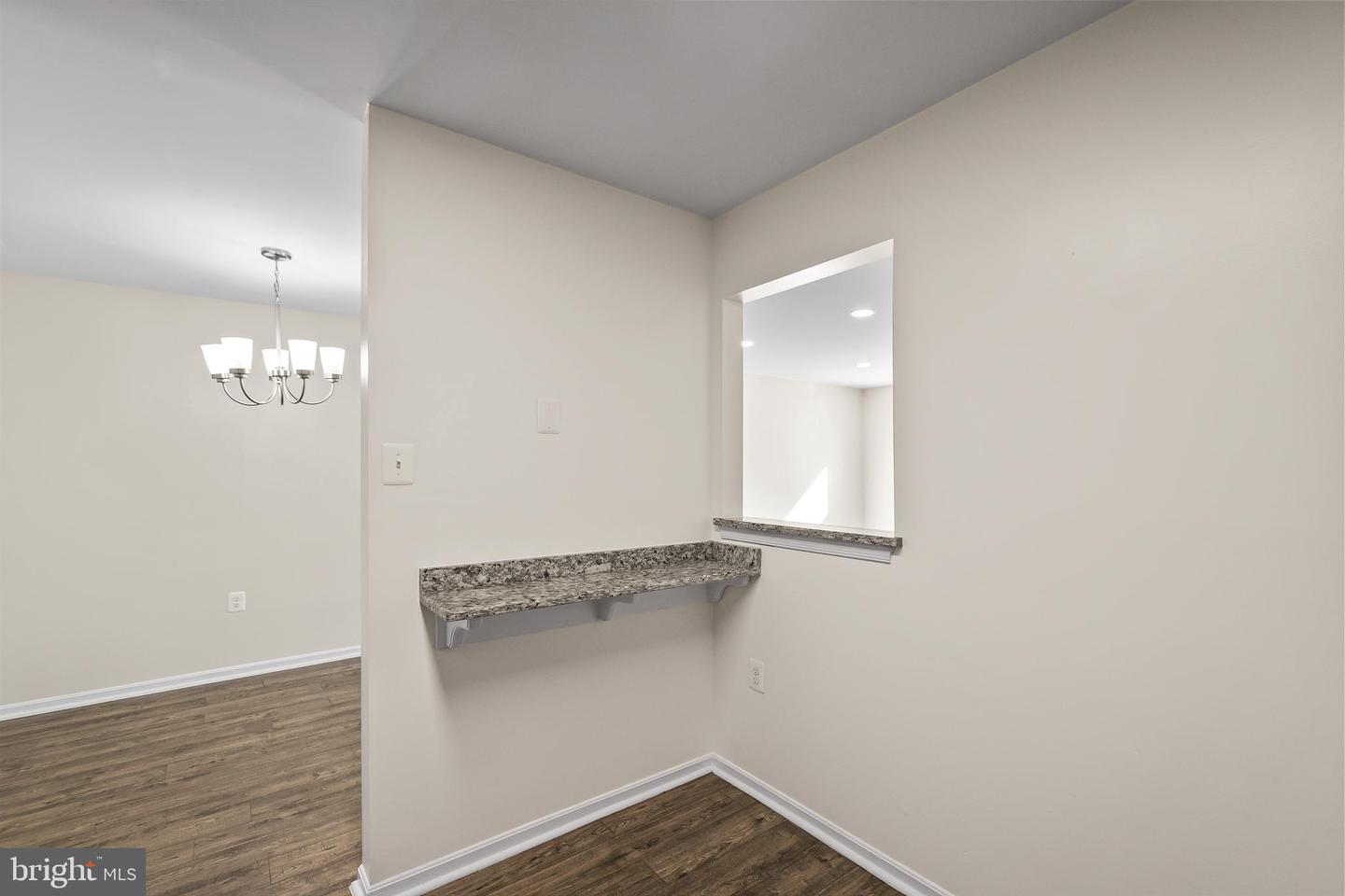 7614 JORDON HOLLOW CT, MANASSAS, Virginia 20109, 3 Bedrooms Bedrooms, 4 Rooms Rooms,2 BathroomsBathrooms,Residential,For sale,7614 JORDON HOLLOW CT,VAPW2111154 MLS # VAPW2111154