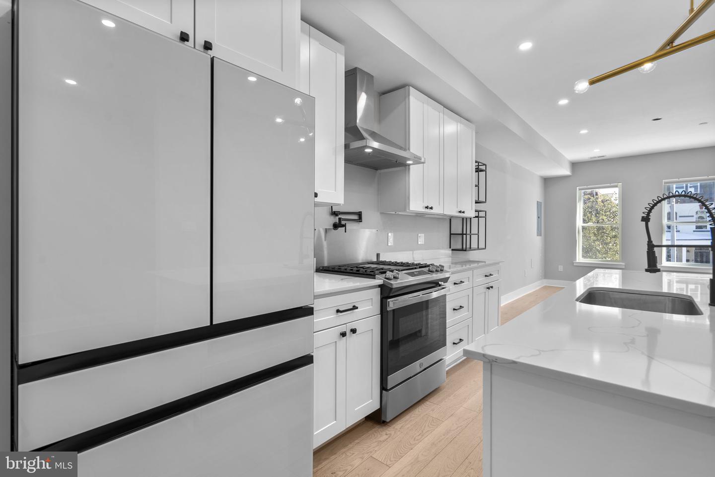 3572 13TH ST NW #2, WASHINGTON, District Of Columbia 20010, 3 Bedrooms Bedrooms, ,2 BathroomsBathrooms,Residential,For sale,3572 13TH ST NW #2,DCDC2243088 MLS # DCDC2243088