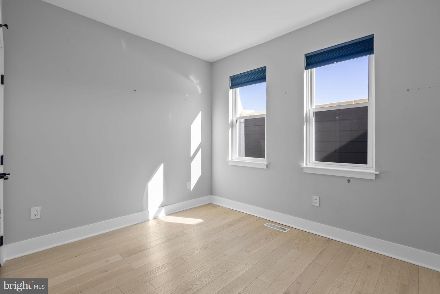 3572 13TH ST NW #2, WASHINGTON, District Of Columbia 20010, 3 Bedrooms Bedrooms, ,2 BathroomsBathrooms,Residential,For sale,3572 13TH ST NW #2,DCDC2243088 MLS # DCDC2243088