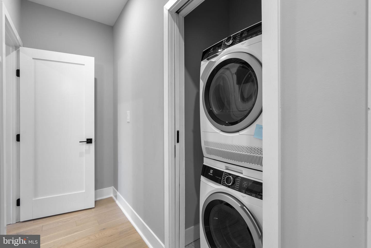 3572 13TH ST NW #2, WASHINGTON, District Of Columbia 20010, 3 Bedrooms Bedrooms, ,2 BathroomsBathrooms,Residential,For sale,3572 13TH ST NW #2,DCDC2243088 MLS # DCDC2243088