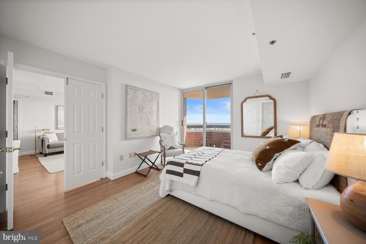 1276 N WAYNE ST N #1211, ARLINGTON, Virginia 22201, 2 Bedrooms Bedrooms, ,2 BathroomsBathrooms,Residential,For sale,1276 N WAYNE ST N #1211,VAAR2068144 MLS # VAAR2068144