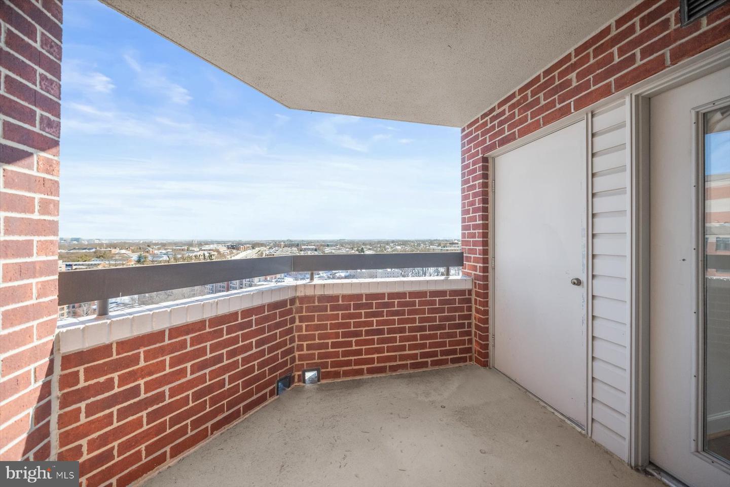 1276 N WAYNE ST N #1211, ARLINGTON, Virginia 22201, 2 Bedrooms Bedrooms, ,2 BathroomsBathrooms,Residential,For sale,1276 N WAYNE ST N #1211,VAAR2068144 MLS # VAAR2068144