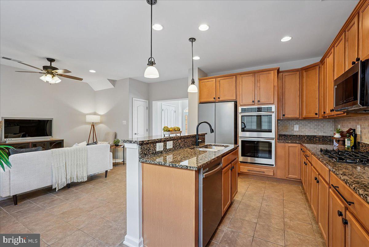 19390 COPPERMINE SQ, LEESBURG, Virginia 20176, 4 Bedrooms Bedrooms, ,3 BathroomsBathrooms,Residential,For sale,19390 COPPERMINE SQ,VALO2114680 MLS # VALO2114680