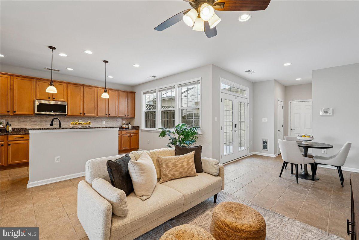 19390 COPPERMINE SQ, LEESBURG, Virginia 20176, 4 Bedrooms Bedrooms, ,3 BathroomsBathrooms,Residential,For sale,19390 COPPERMINE SQ,VALO2114680 MLS # VALO2114680