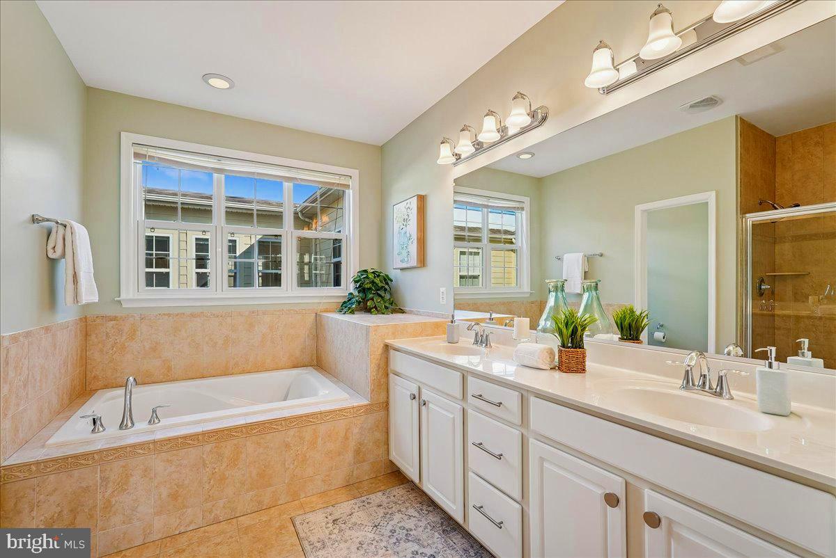 19390 COPPERMINE SQ, LEESBURG, Virginia 20176, 4 Bedrooms Bedrooms, ,3 BathroomsBathrooms,Residential,For sale,19390 COPPERMINE SQ,VALO2114680 MLS # VALO2114680