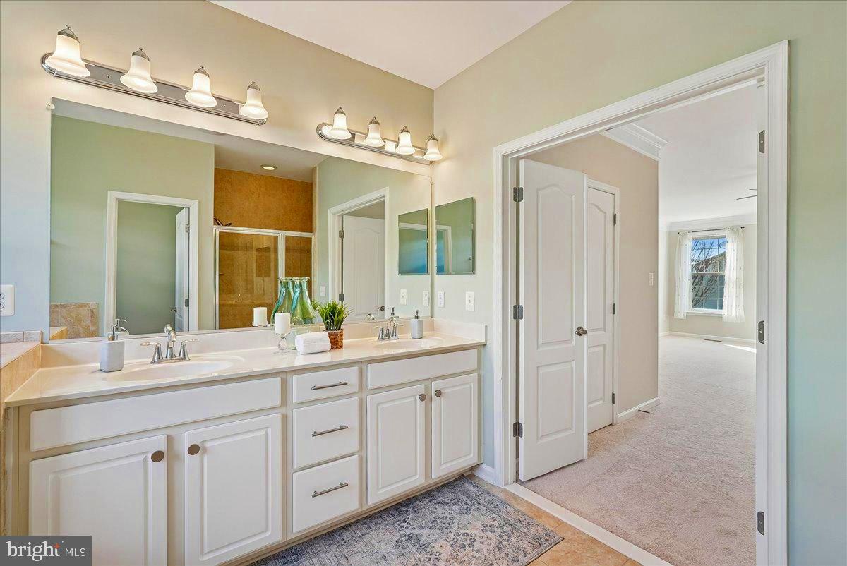 19390 COPPERMINE SQ, LEESBURG, Virginia 20176, 4 Bedrooms Bedrooms, ,3 BathroomsBathrooms,Residential,For sale,19390 COPPERMINE SQ,VALO2114680 MLS # VALO2114680