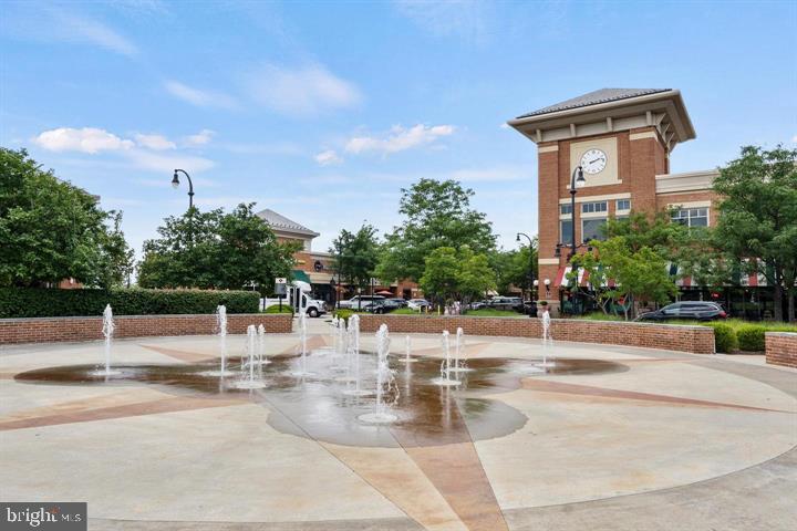 19390 COPPERMINE SQ, LEESBURG, Virginia 20176, 4 Bedrooms Bedrooms, ,3 BathroomsBathrooms,Residential,For sale,19390 COPPERMINE SQ,VALO2114680 MLS # VALO2114680