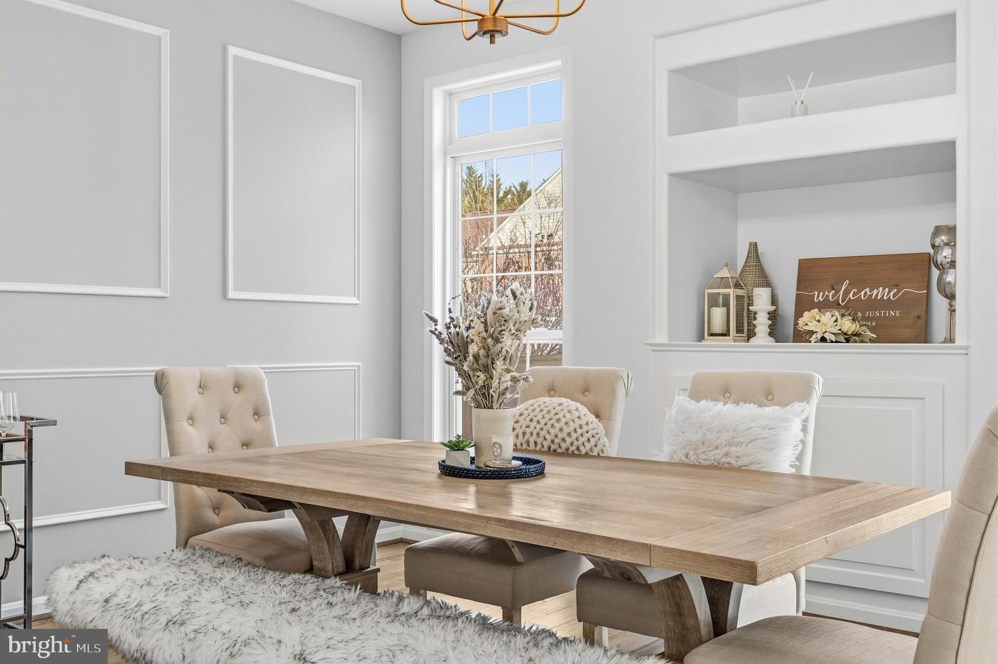 9800 BOLTON VILLAGE CT, FAIRFAX, Virginia 22032, 3 Bedrooms Bedrooms, ,3 BathroomsBathrooms,Residential,For sale,9800 BOLTON VILLAGE CT,VAFC2007712 MLS # VAFC2007712