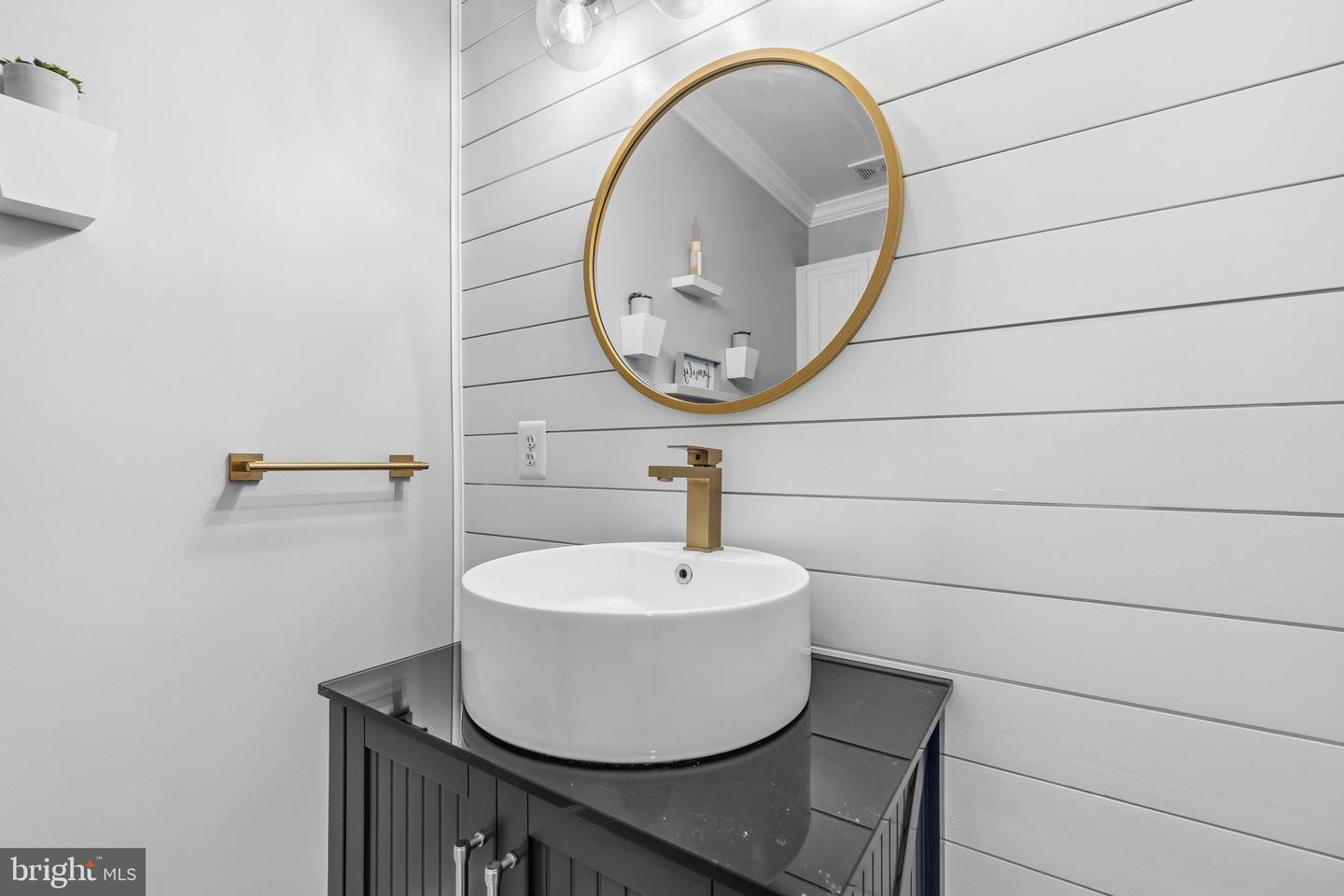 9800 BOLTON VILLAGE CT, FAIRFAX, Virginia 22032, 3 Bedrooms Bedrooms, ,3 BathroomsBathrooms,Residential,For sale,9800 BOLTON VILLAGE CT,VAFC2007712 MLS # VAFC2007712