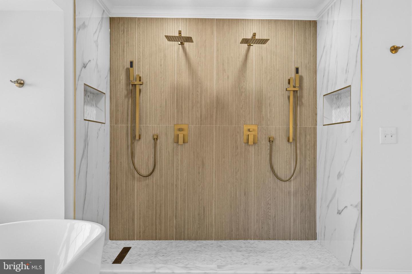 9800 BOLTON VILLAGE CT, FAIRFAX, Virginia 22032, 3 Bedrooms Bedrooms, ,3 BathroomsBathrooms,Residential,For sale,9800 BOLTON VILLAGE CT,VAFC2007712 MLS # VAFC2007712