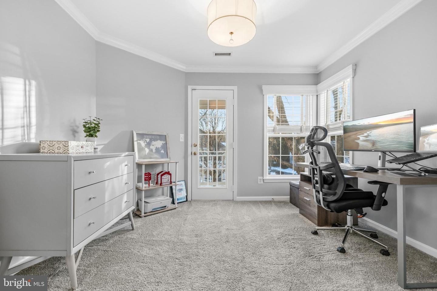 9800 BOLTON VILLAGE CT, FAIRFAX, Virginia 22032, 3 Bedrooms Bedrooms, ,3 BathroomsBathrooms,Residential,For sale,9800 BOLTON VILLAGE CT,VAFC2007712 MLS # VAFC2007712