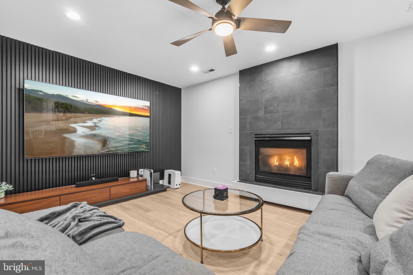 9800 BOLTON VILLAGE CT, FAIRFAX, Virginia 22032, 3 Bedrooms Bedrooms, ,3 BathroomsBathrooms,Residential,For sale,9800 BOLTON VILLAGE CT,VAFC2007712 MLS # VAFC2007712