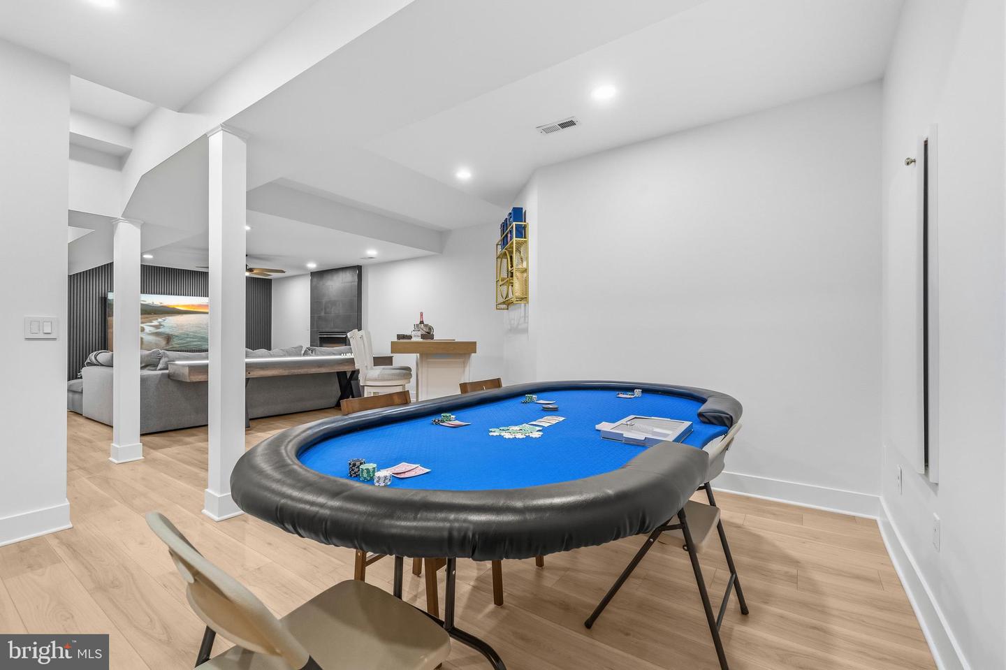 9800 BOLTON VILLAGE CT, FAIRFAX, Virginia 22032, 3 Bedrooms Bedrooms, ,3 BathroomsBathrooms,Residential,For sale,9800 BOLTON VILLAGE CT,VAFC2007712 MLS # VAFC2007712