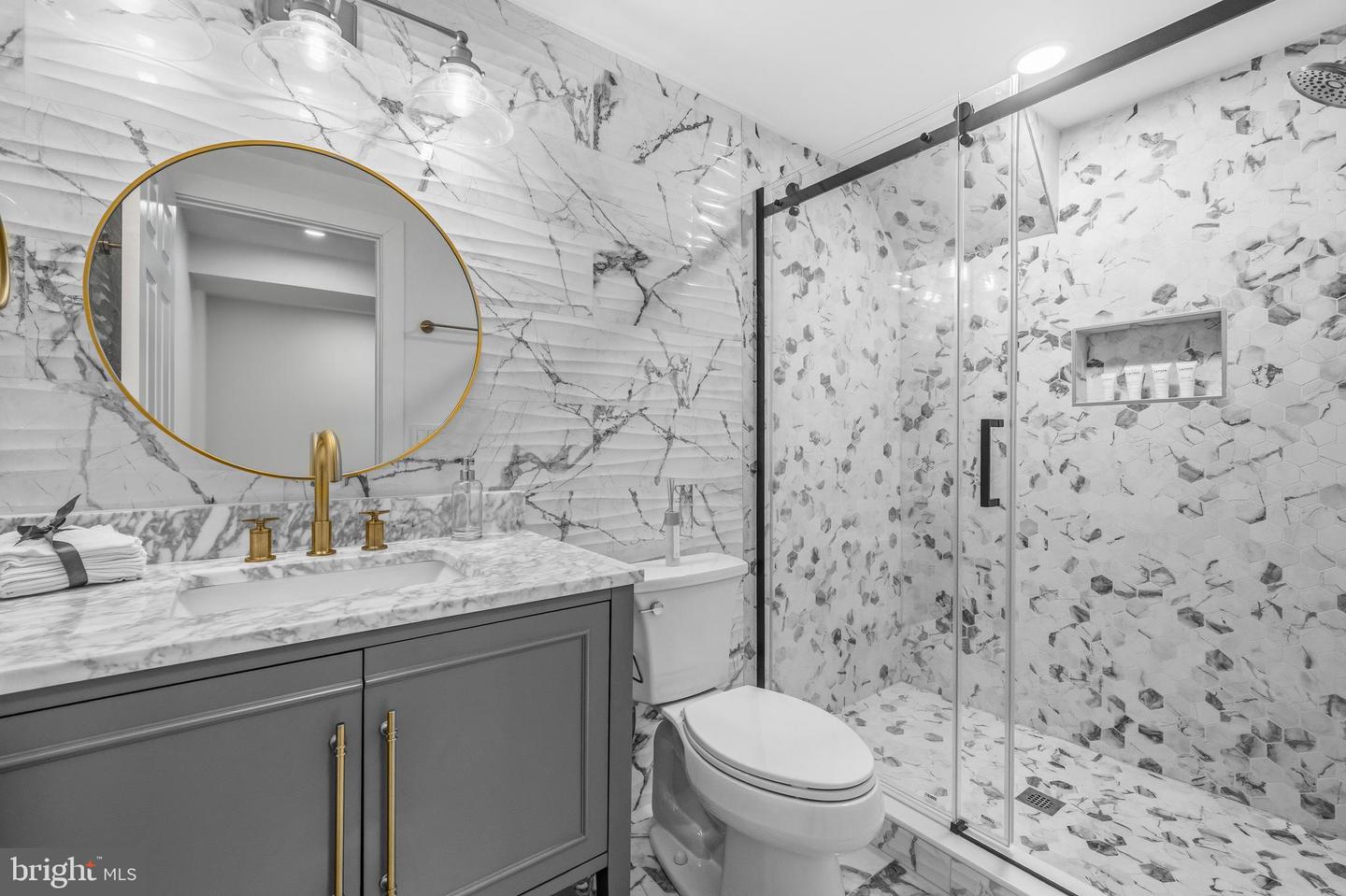 9800 BOLTON VILLAGE CT, FAIRFAX, Virginia 22032, 3 Bedrooms Bedrooms, ,3 BathroomsBathrooms,Residential,For sale,9800 BOLTON VILLAGE CT,VAFC2007712 MLS # VAFC2007712