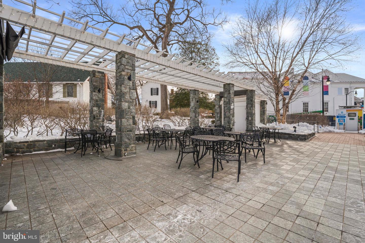 9800 BOLTON VILLAGE CT, FAIRFAX, Virginia 22032, 3 Bedrooms Bedrooms, ,3 BathroomsBathrooms,Residential,For sale,9800 BOLTON VILLAGE CT,VAFC2007712 MLS # VAFC2007712