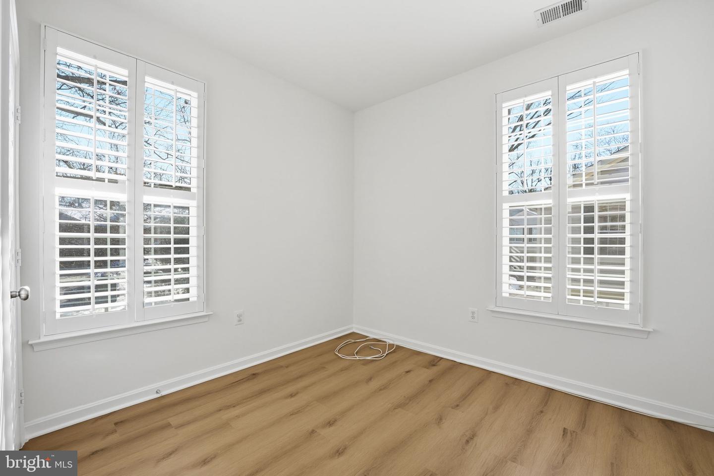 1305-O WINDLEAF DR, RESTON, Virginia 20194, 2 Bedrooms Bedrooms, ,2 BathroomsBathrooms,Residential,For sale,1305-O WINDLEAF DR,VAFX2287702 MLS # VAFX2287702