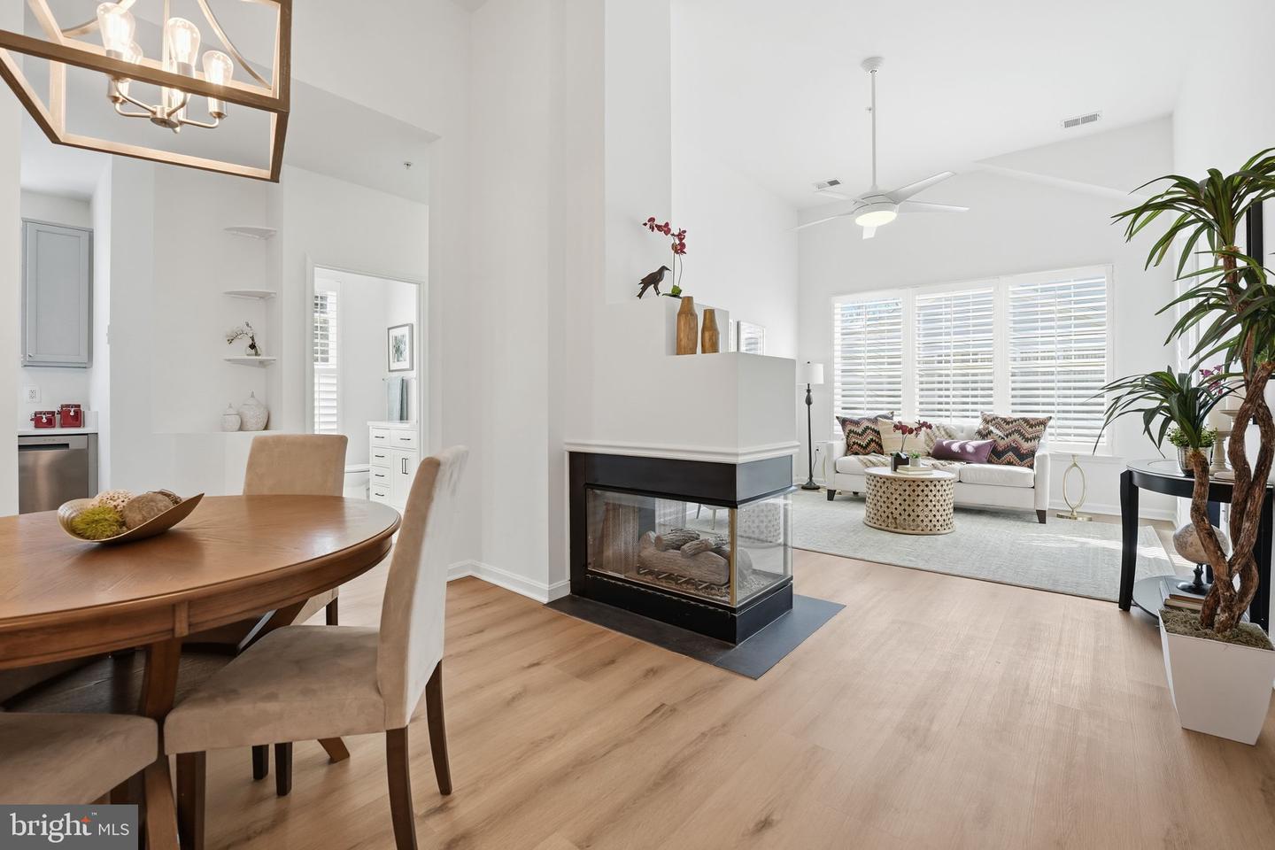 1305-O WINDLEAF DR, RESTON, Virginia 20194, 2 Bedrooms Bedrooms, ,2 BathroomsBathrooms,Residential,For sale,1305-O WINDLEAF DR,VAFX2287702 MLS # VAFX2287702