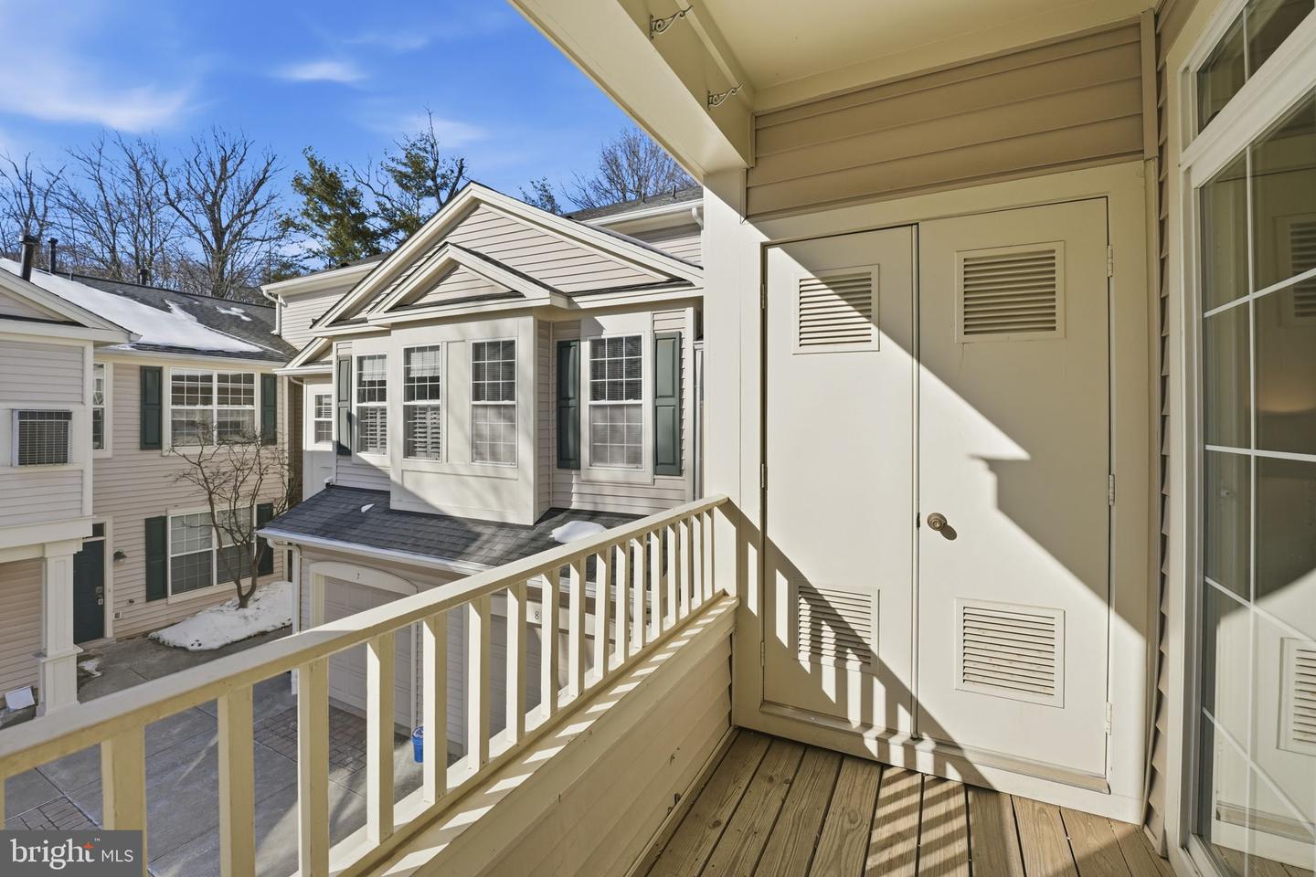 1305-O WINDLEAF DR, RESTON, Virginia 20194, 2 Bedrooms Bedrooms, ,2 BathroomsBathrooms,Residential,For sale,1305-O WINDLEAF DR,VAFX2287702 MLS # VAFX2287702