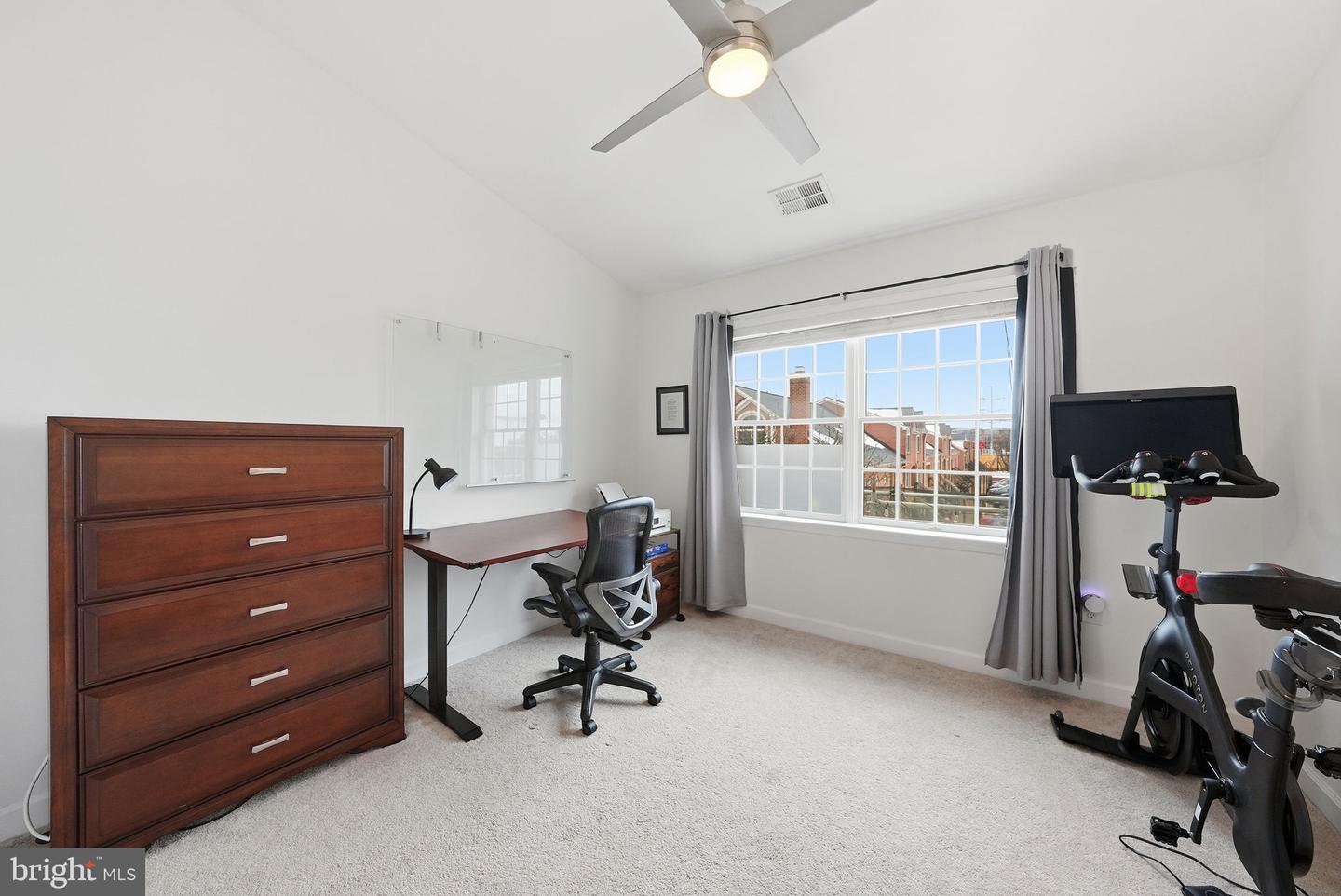 6940 FAIRFAX DR #406, ARLINGTON, Virginia 22213, 2 Bedrooms Bedrooms, ,2 BathroomsBathrooms,Residential,For sale,6940 FAIRFAX DR #406,VAAR2068230 MLS # VAAR2068230