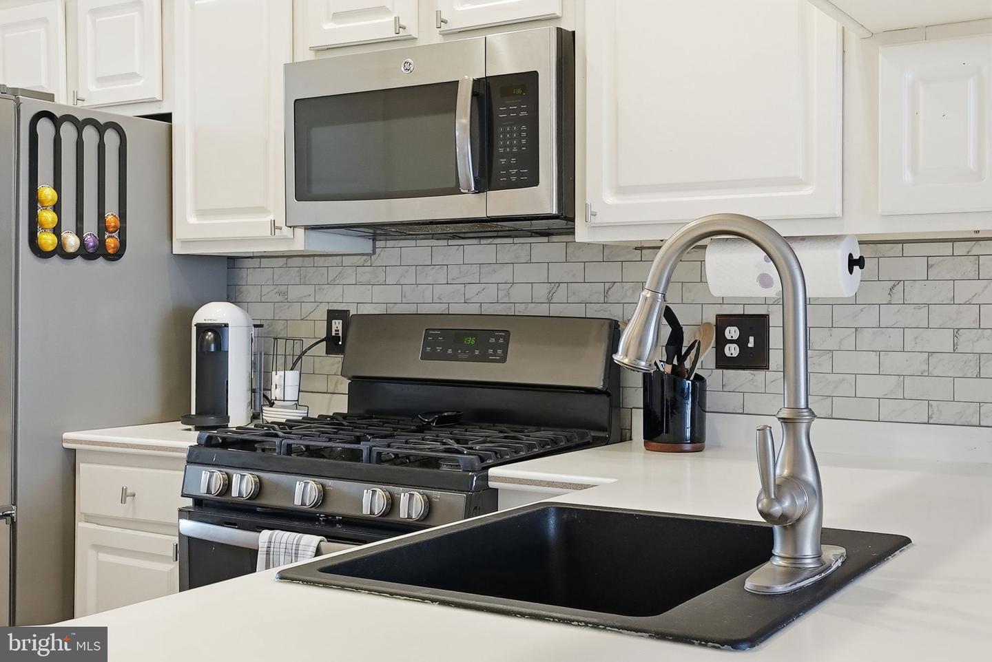 6940 FAIRFAX DR #406, ARLINGTON, Virginia 22213, 2 Bedrooms Bedrooms, ,2 BathroomsBathrooms,Residential,For sale,6940 FAIRFAX DR #406,VAAR2068230 MLS # VAAR2068230