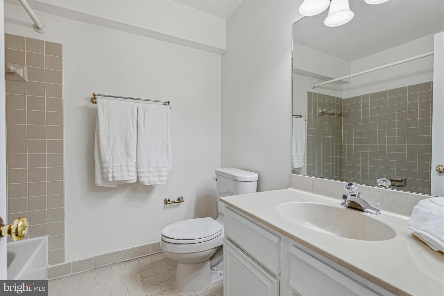 4600 4TH RD N, ARLINGTON, Virginia 22203, 3 Bedrooms Bedrooms, ,3 BathroomsBathrooms,Residential,For sale,4600 4TH RD N,VAAR2068250 MLS # VAAR2068250