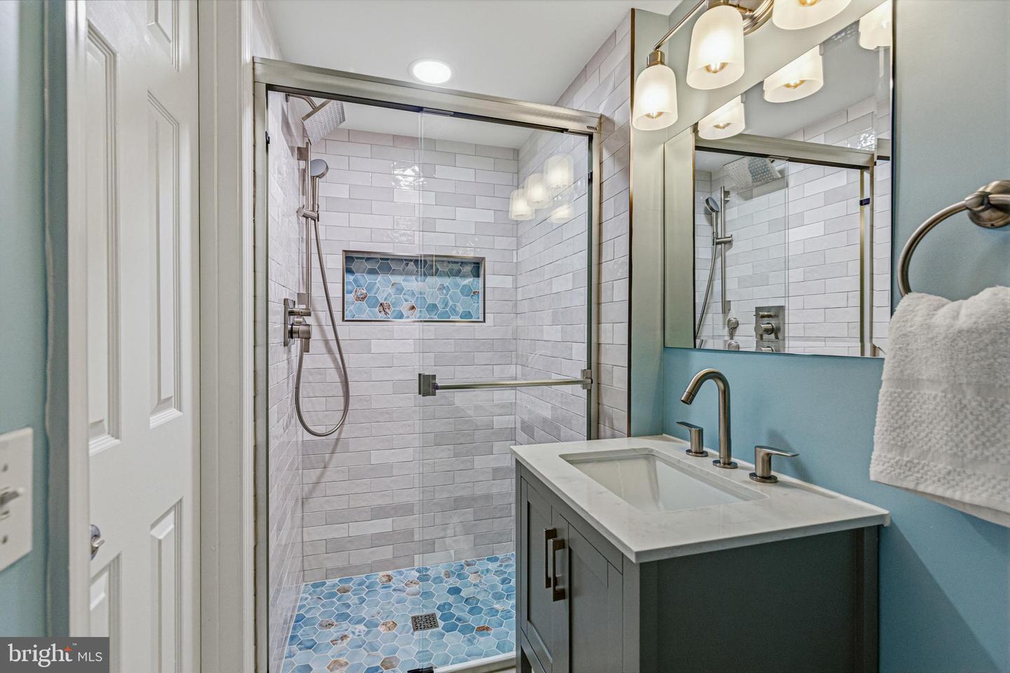 4600 4TH RD N, ARLINGTON, Virginia 22203, 3 Bedrooms Bedrooms, ,3 BathroomsBathrooms,Residential,For sale,4600 4TH RD N,VAAR2068250 MLS # VAAR2068250