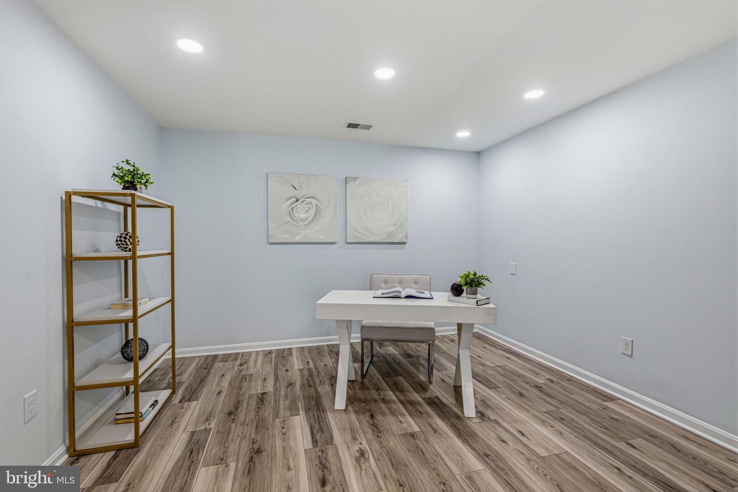 4600 4TH RD N, ARLINGTON, Virginia 22203, 3 Bedrooms Bedrooms, ,3 BathroomsBathrooms,Residential,For sale,4600 4TH RD N,VAAR2068250 MLS # VAAR2068250