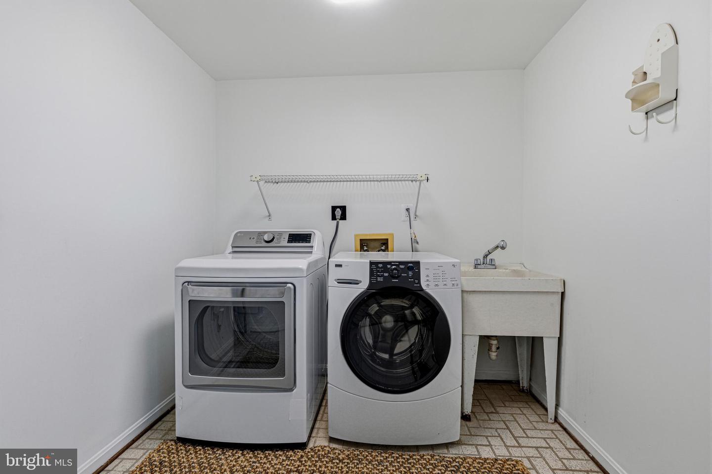 4600 4TH RD N, ARLINGTON, Virginia 22203, 3 Bedrooms Bedrooms, ,3 BathroomsBathrooms,Residential,For sale,4600 4TH RD N,VAAR2068250 MLS # VAAR2068250