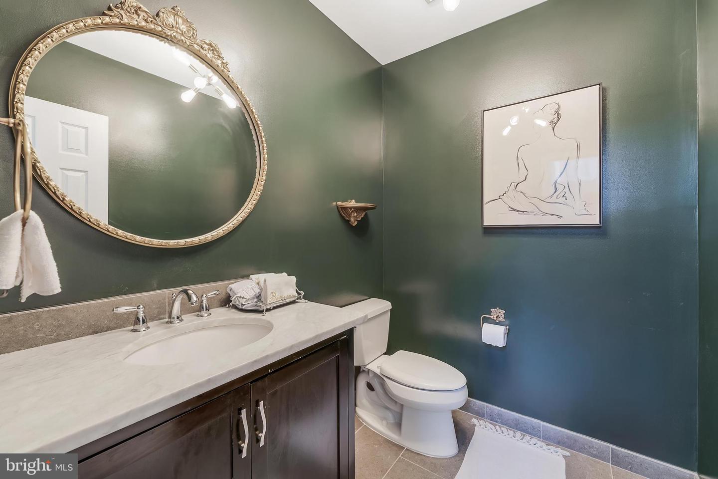 1456 HAMPTON HILL CIR, MCLEAN, Virginia 22101, 3 Bedrooms Bedrooms, ,3 BathroomsBathrooms,Residential,For sale,1456 HAMPTON HILL CIR,VAFX2287974 MLS # VAFX2287974