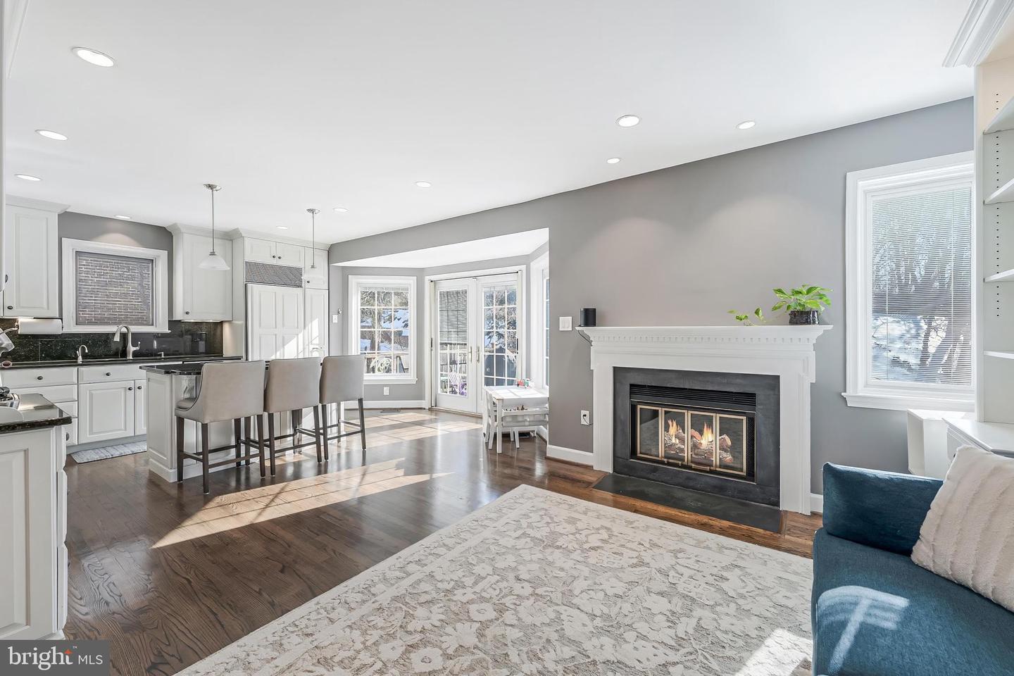 1456 HAMPTON HILL CIR, MCLEAN, Virginia 22101, 3 Bedrooms Bedrooms, ,3 BathroomsBathrooms,Residential,For sale,1456 HAMPTON HILL CIR,VAFX2287974 MLS # VAFX2287974